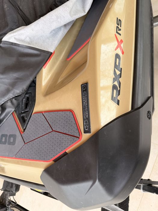 De vanzare  SEA-DOO RXP-X  RS 325