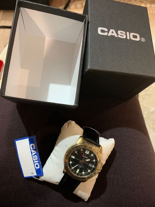 Часы новые качественные