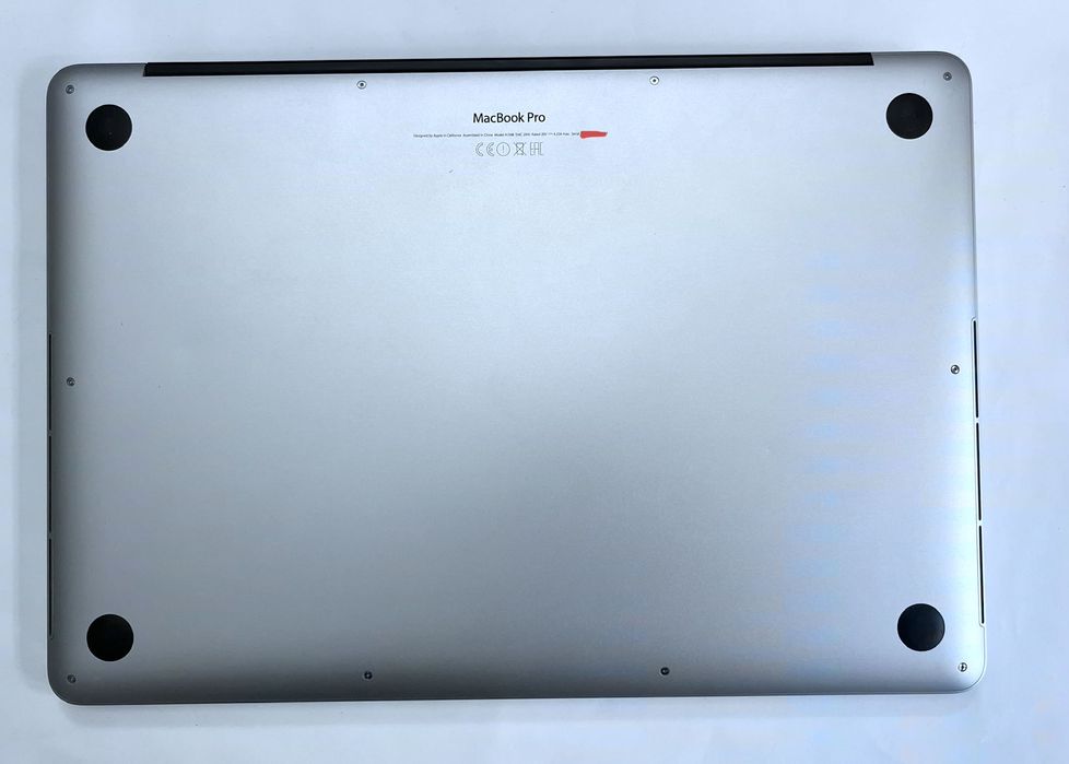 Apple MacBook Pro 15" (Mid 2015) A1398, 2.5GHz i7, 16GB RAM/512GB SSD