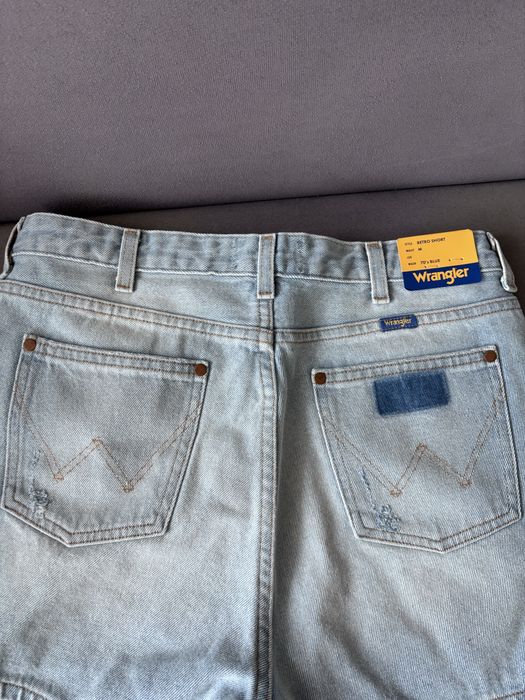 Нови къси панталонки wrangler С и М