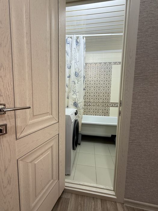 Сдам 2 ком квартиру