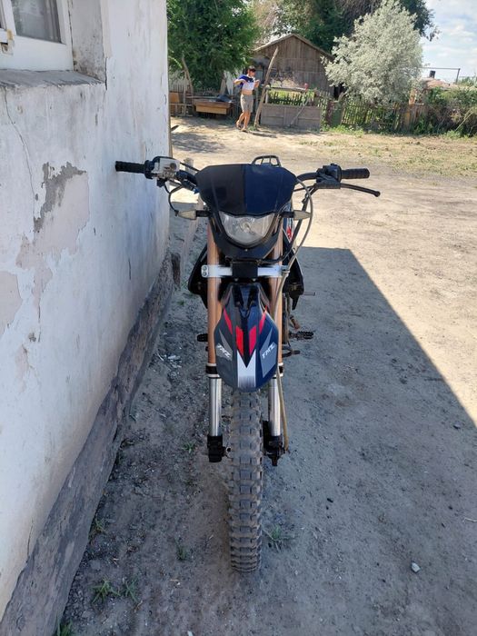 Мотоцикл Эндуро 250 куб