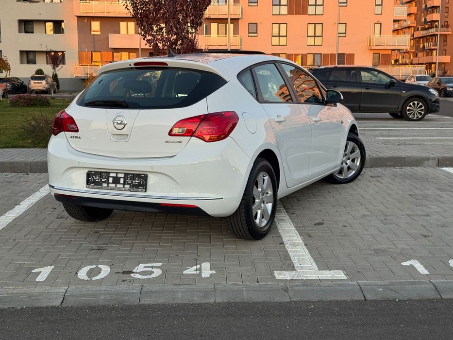 Opel Astra J Euro 6 2015 1.6 Diesel Import Germania