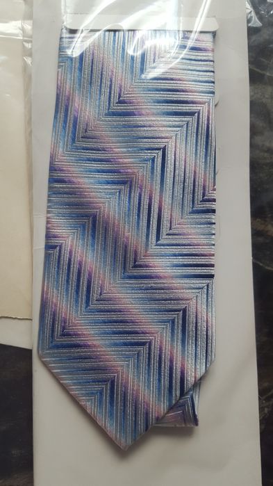 Брендовые мужские галстуки