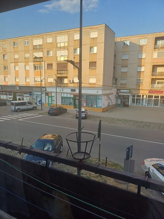Apartament de închiriat