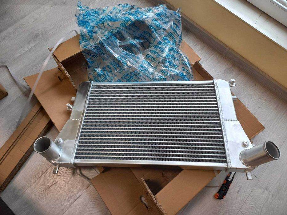 Интеркулер за Audi A3/S3 8P,TT,TTS;VW Golf 5 GTI,Golf 6 GTI,Scirocco3