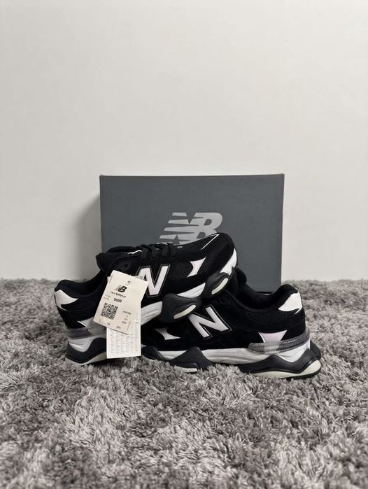 Adidasi New Balance 9060 Negru Alb