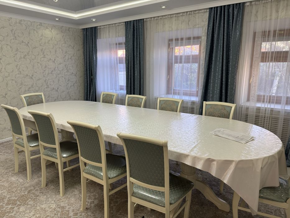 Стол  3м (в расрытом виде 3.5м)