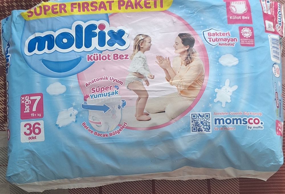 Подгузники-трусики Molfix продам