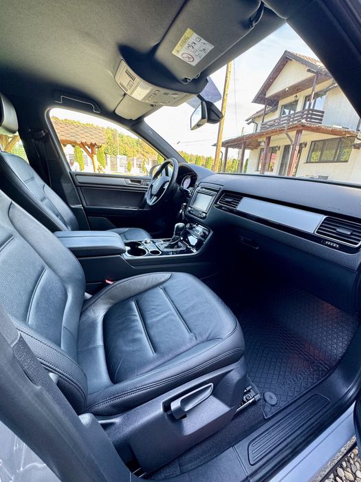 Volkswagen Touareg Excellence *R Line *Navi *Piele *Webasto
