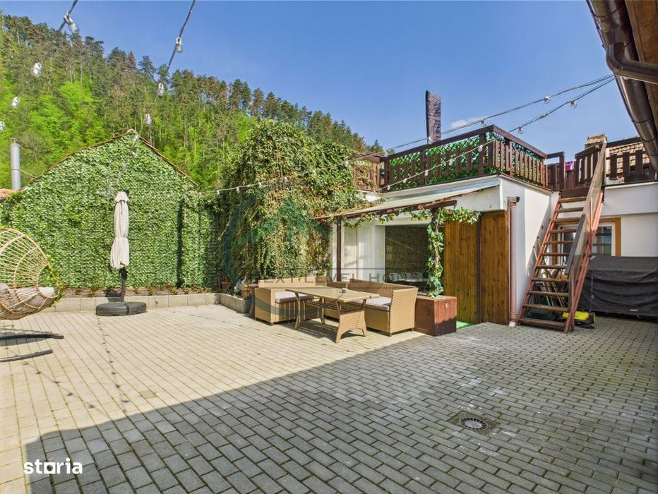 Casa Brasov Schei | individuala | Piata Unirii | Garaj