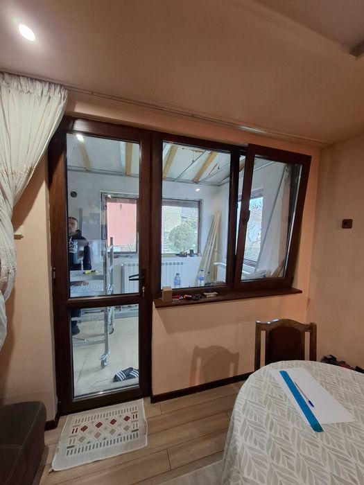 Продавам дограма тъмен орех,ползвана 5 години