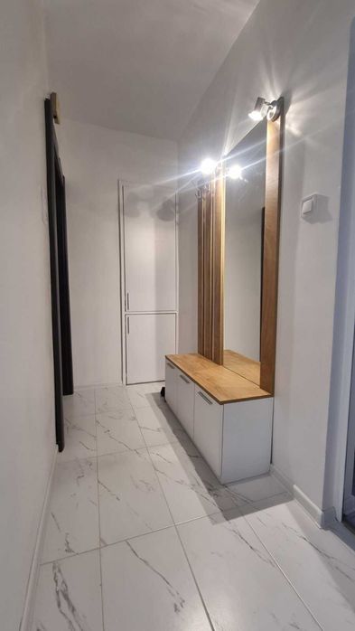 Дава се под наем Двустаен апартамент в Варна, Цветен квартал - 60 кв.м за 598.23 € - Снимка #1