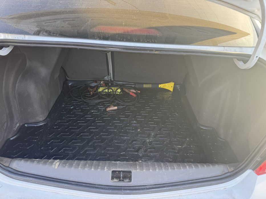 Продам шеврале кобальт