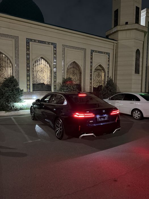 Bmw i5 40L eng fulli