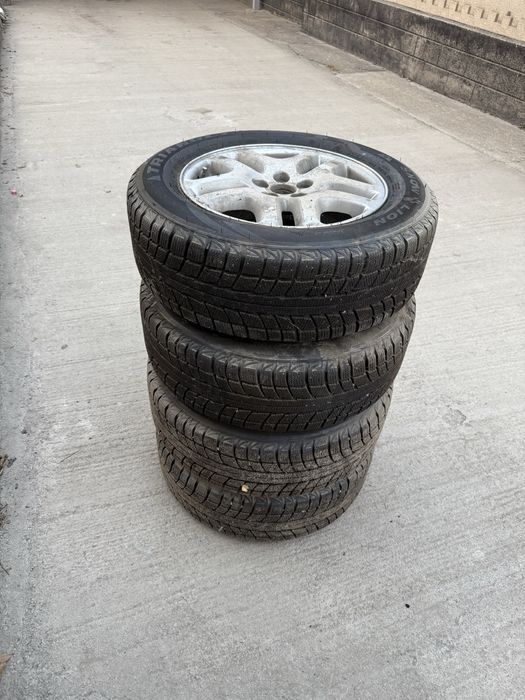 Резина r16 215/60, с дисками