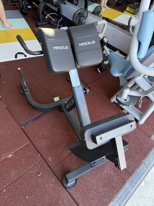 Aparat fluturari piept technogym