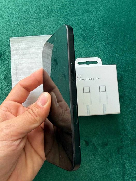 De vanzare iPhone 16 cu 91% capacitate, 9,5 din 10