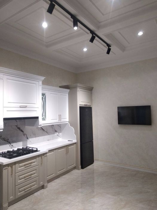 Центр Луначарского евро дом 4соток 650кв.м 4уровней 6комнат срочно