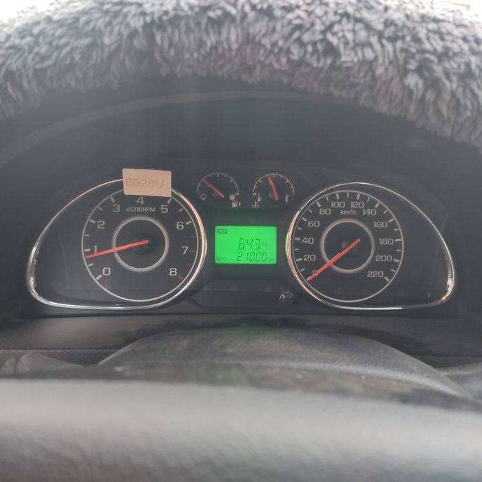 2022 - yil  21000 km  Xalol xolati idyal  tuning qilingan