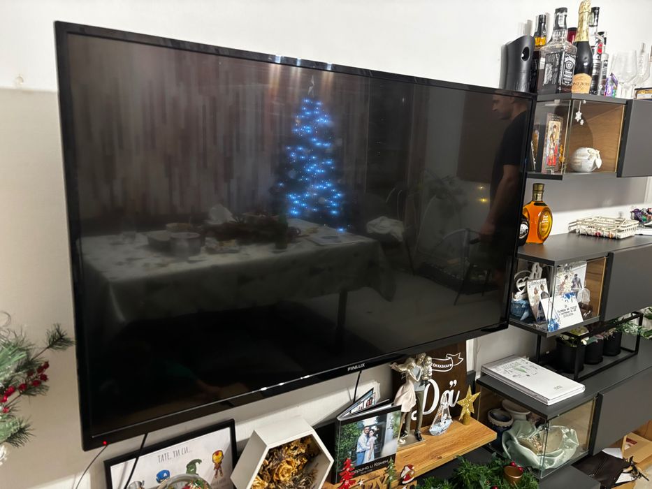 Телевизор 55 инча