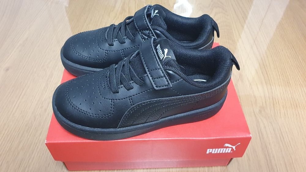 Vând adidasi Puma mărimea 27