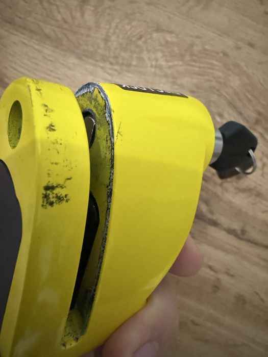 Blocator disc moto cu alarma Shad SC62A