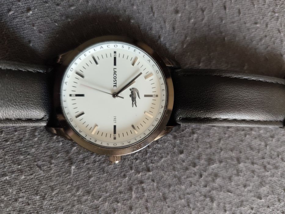 Часовник LACOSTE