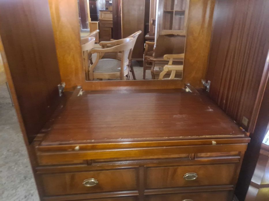 шкафза тв скрин комод внос от Европа