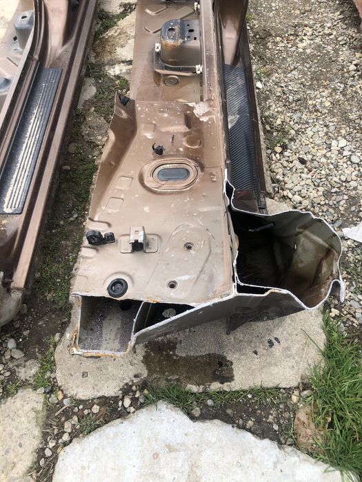 Vand praguri stanga/dreapta Dacia Duster/2010/2018-