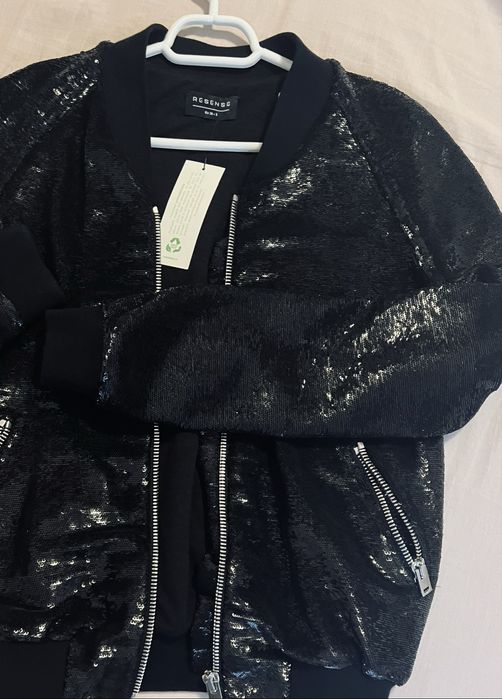 Geaca paiete noua 36