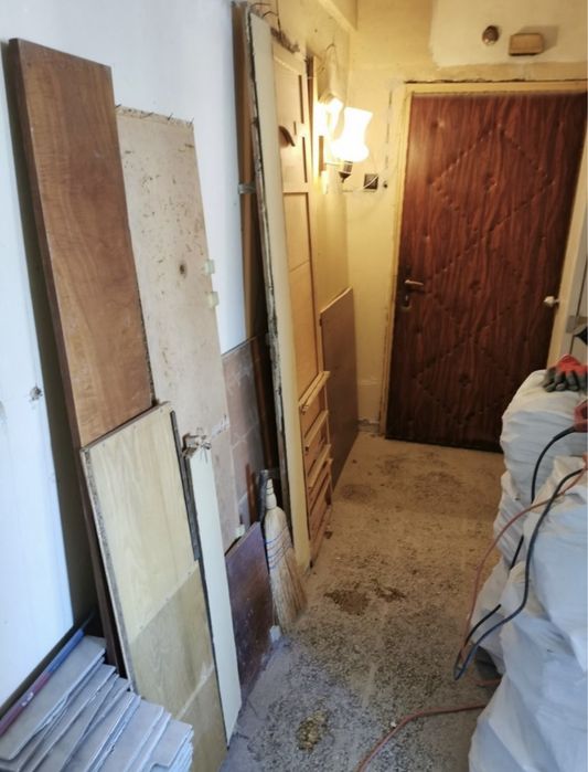 Транспортни услуги Хамали Пловдив , Почистване на тавани и мазета