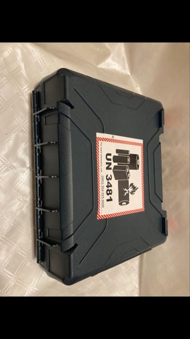 Geantă filetanta 12v . Valută filetanta bosch  12v.
