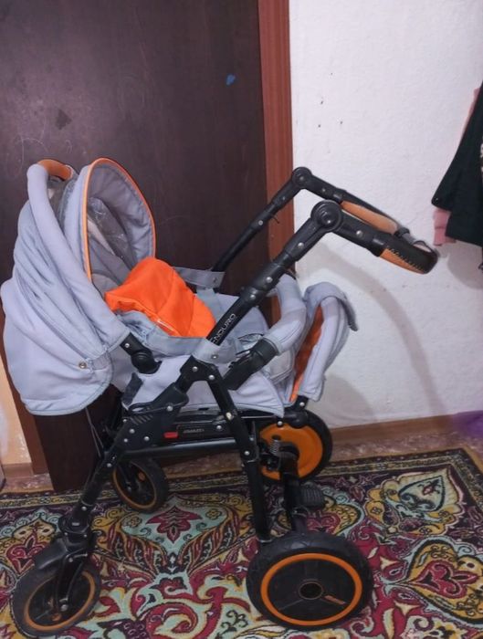 Продам коляску детскую