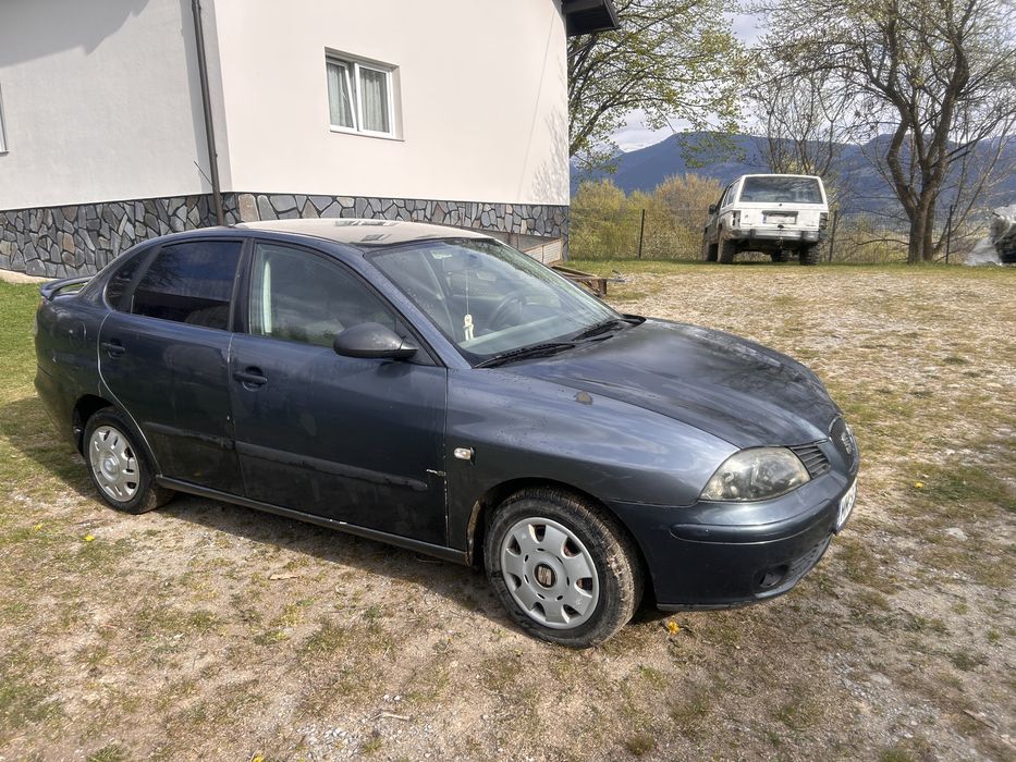 Seat Cordoba       .