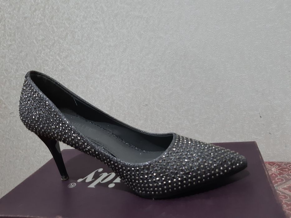 Туфли, босоножки