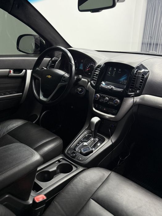 Captiva 4 2016 yil Probeg 96.000 km Polny Navarod