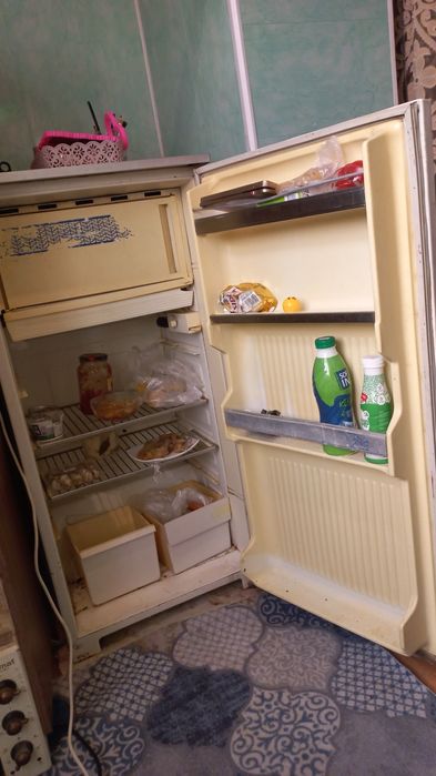 Продается Холодильник