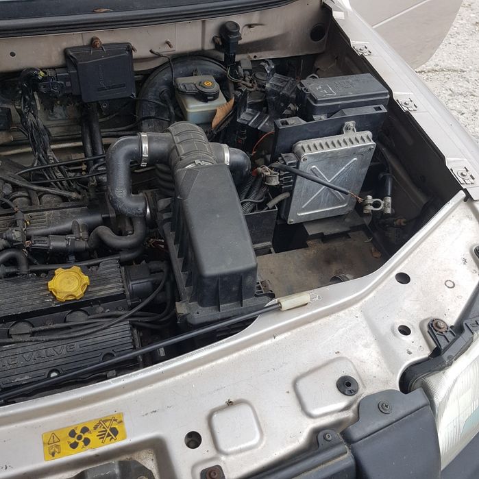 Ленд ровър на части бензин