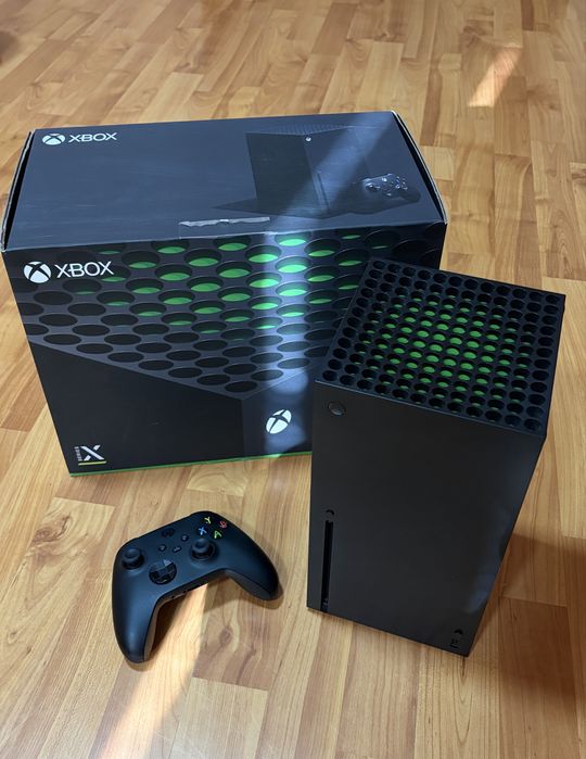 Xbox Series X в Перфектно Състояние