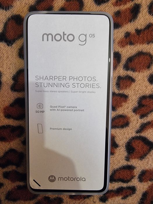 Продавам Моторола G 05