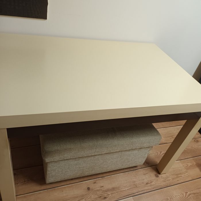 Vând masă lemn masiv 2 blaturi  făcută la comandă  125/80/ 80  cm