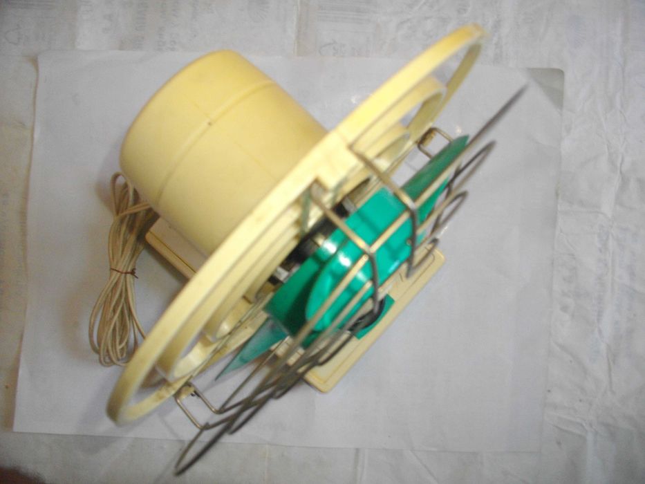 Руски СССР от Соца Електрически настолен ВЕНТИЛАТОР Сатурн-2 ОТЛИЧЕН