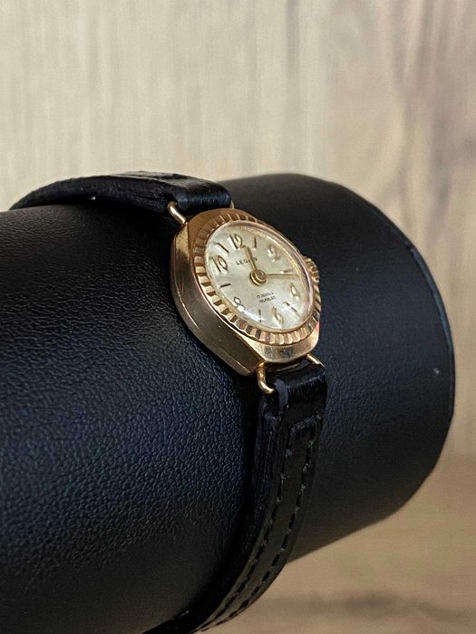 Дамски Златен Часовник LEGION 17 Jewels incabloc / Механичен