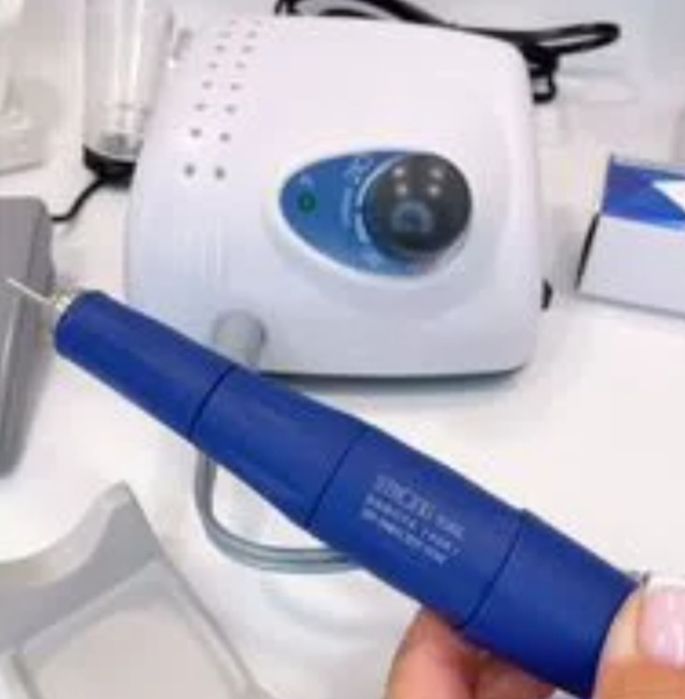 Продам  маникюрный набор