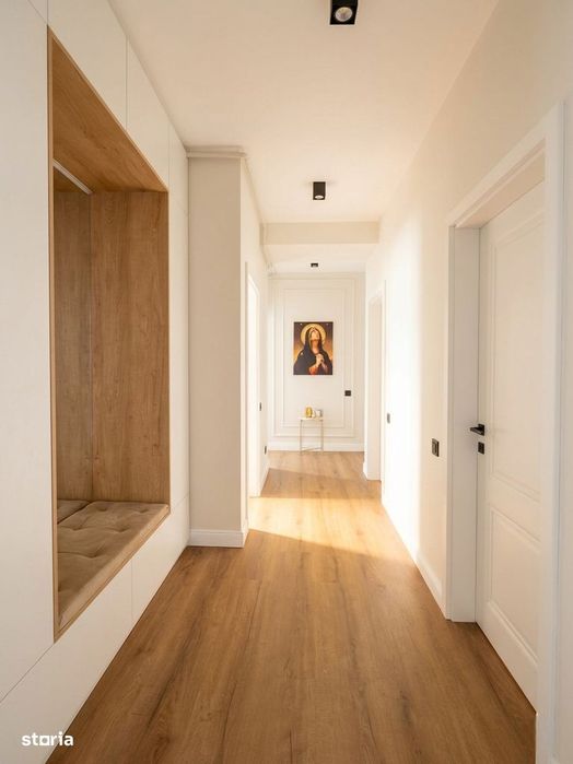 Exclusivist | 3 Camere Otopeni - Design, Mobilat Rove, Parcare — fotografia 3
