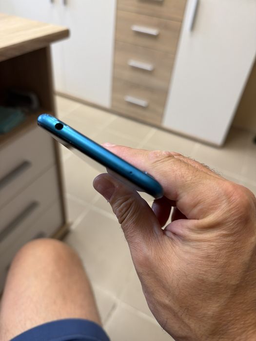 Huawei Y7 (2019) 3/32gb - отлични
