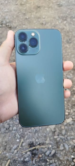срочно продам 13 про макс