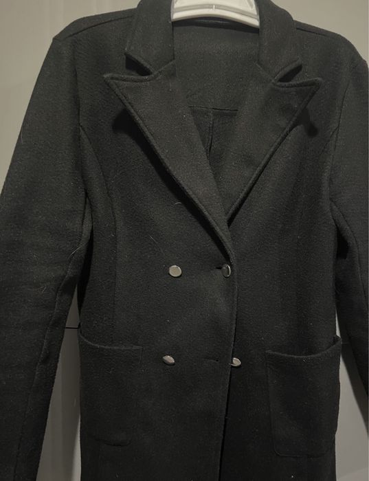 Дамско черно палто