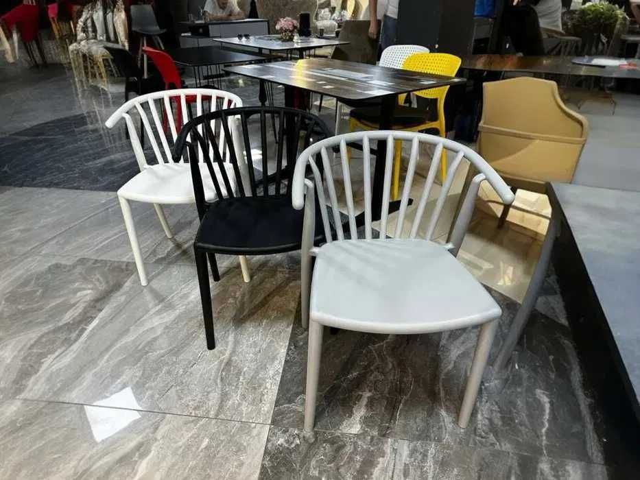 Стул JARDIN пластиковый